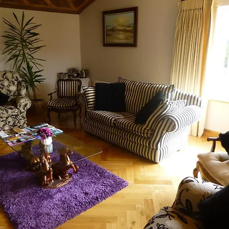 Reeks View Bed & Breakfast